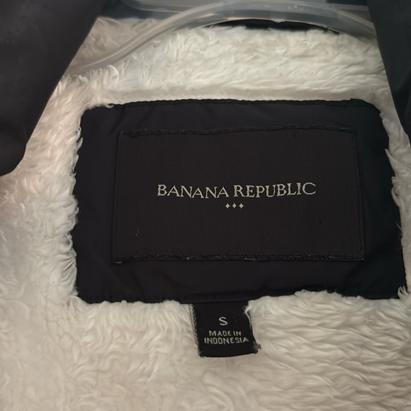 EUC black Banana Republic vest - Picture 4 of 8